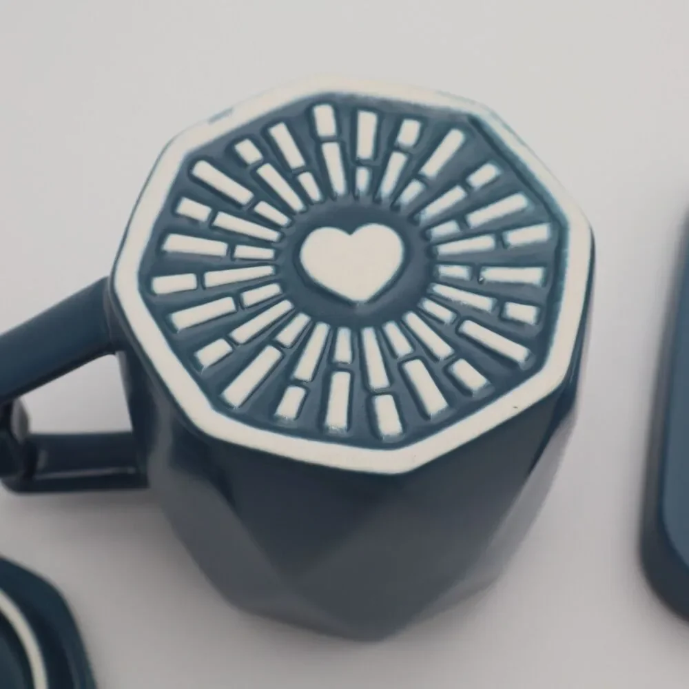 Electric Coffee / Tea / Hot Drink Warmer with Ceramic Mug and Spoon